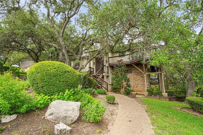 Building Photo - 6527 Ladera Norte