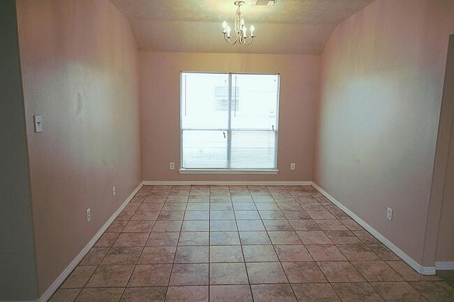 Building Photo - 22811 W Fairfax Village Cir