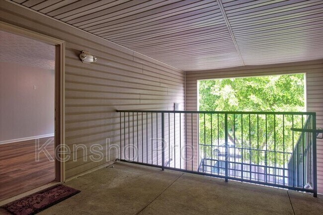 Building Photo - 5302 Fairington Club Dr