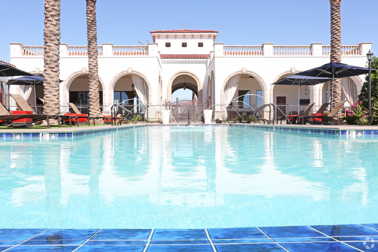 Almeria at Ocotillo Apartments Chandler, AZ