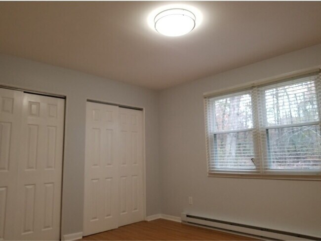 Foto del edificio - 61 Briarwood Ln