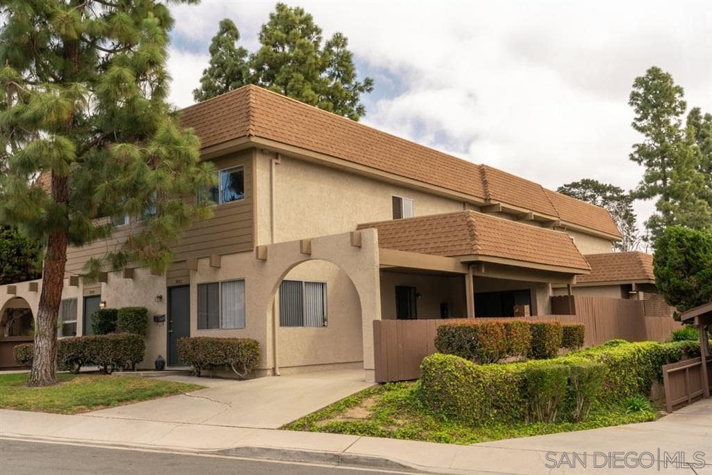 Elevation - 7853 Camino Raposa