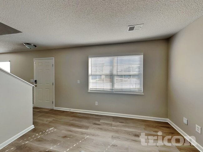 Building Photo - 540 Halleck Ln