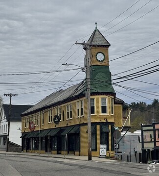 Building Photo - 212 Hamilton St