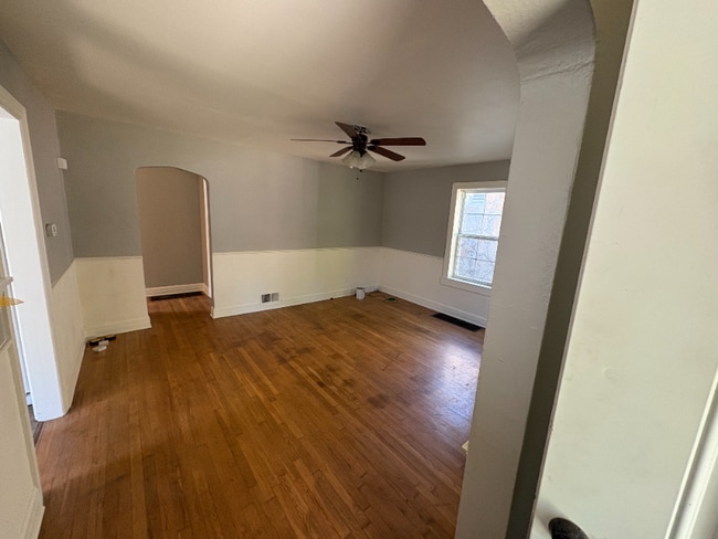 Foto del edificio - 2546 W Walnut St