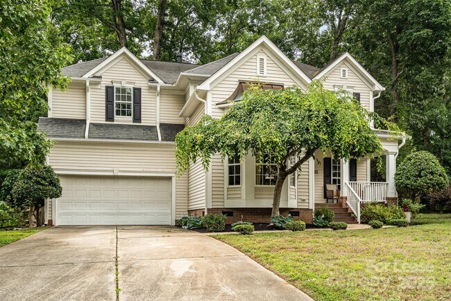 Foto del edificio - 8256 Chatham Oaks Dr