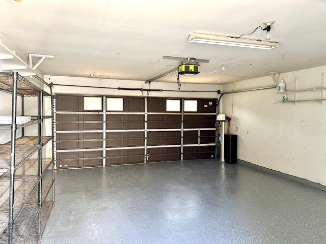 Building Photo - 311 Valley Spring Dr