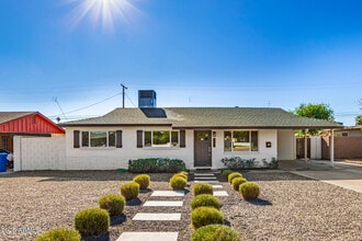 Building Photo - 331 E Continental Dr