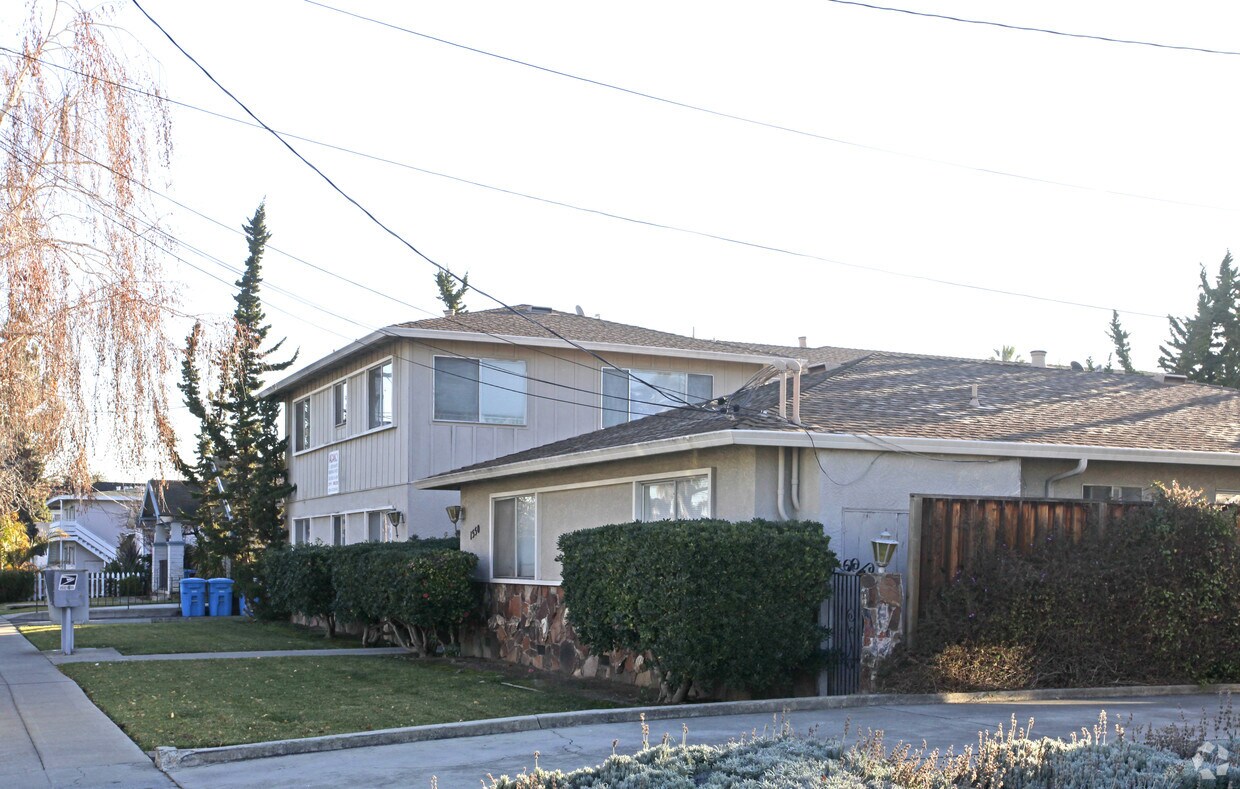 Building Photo - 1550 Bellomy St