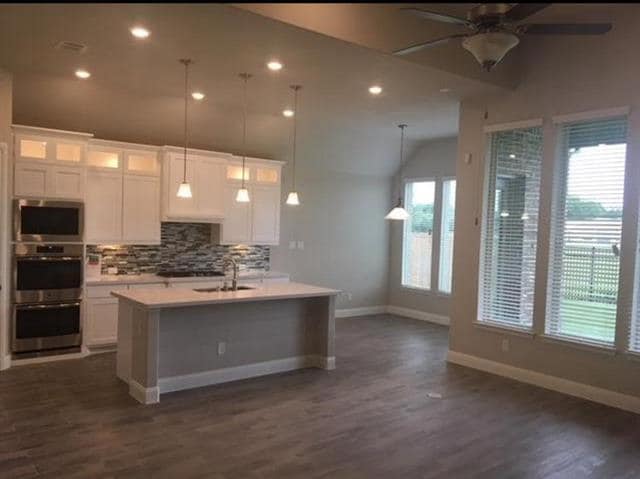 Primary Photo - 8026 Acoma Ln