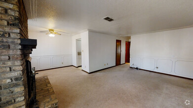 Living/Dining Room - 1716 D Ave NE