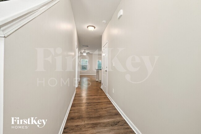 Foto del edificio - 10728 Rivergate Dr NW