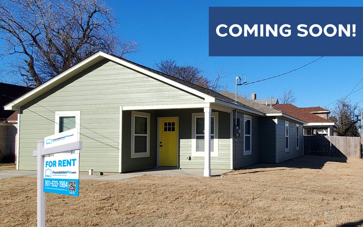 Primary Photo - 1054 Lagrange Ave