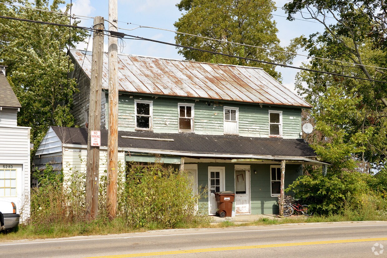 Building Photo - 5275 W 35