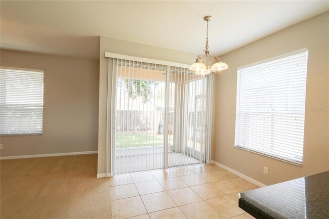 Foto del edificio - 622 Breezeway Ct