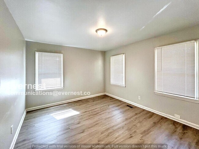 Foto del edificio - 2246 Polar Rock Terrace SW