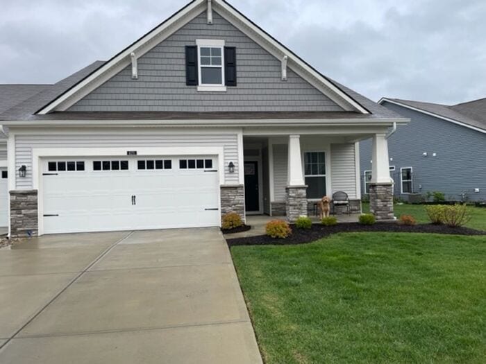 Like New and Maintenance Free in Whitestown House Rental in