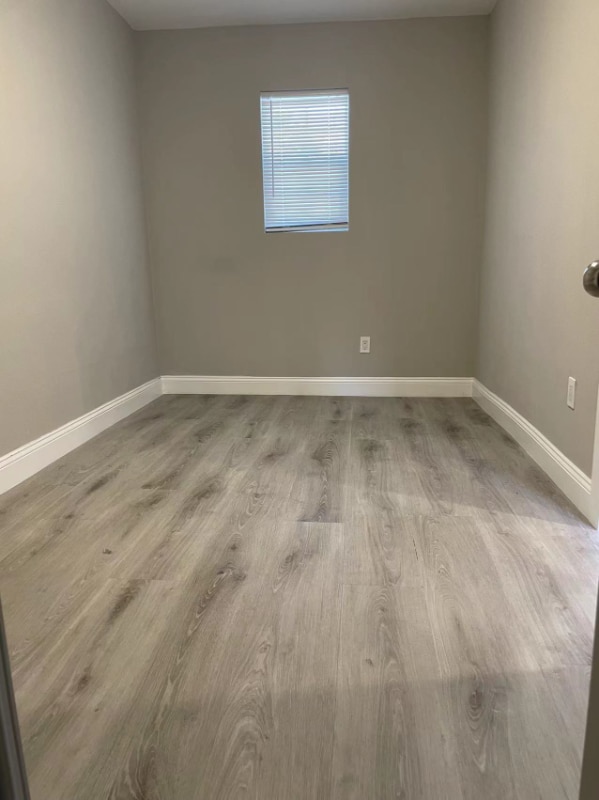 Photo - 570 Charmingdale Rd House