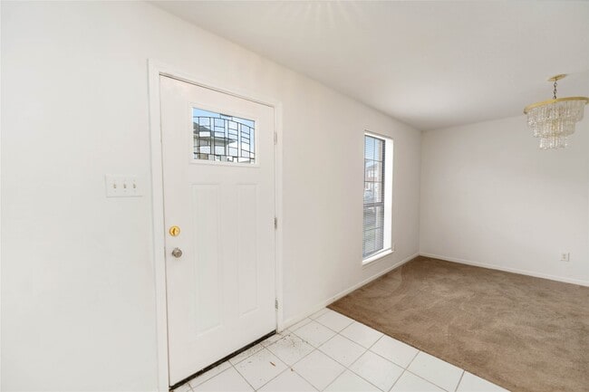Foto del edificio - 13834 Trumpetvine St