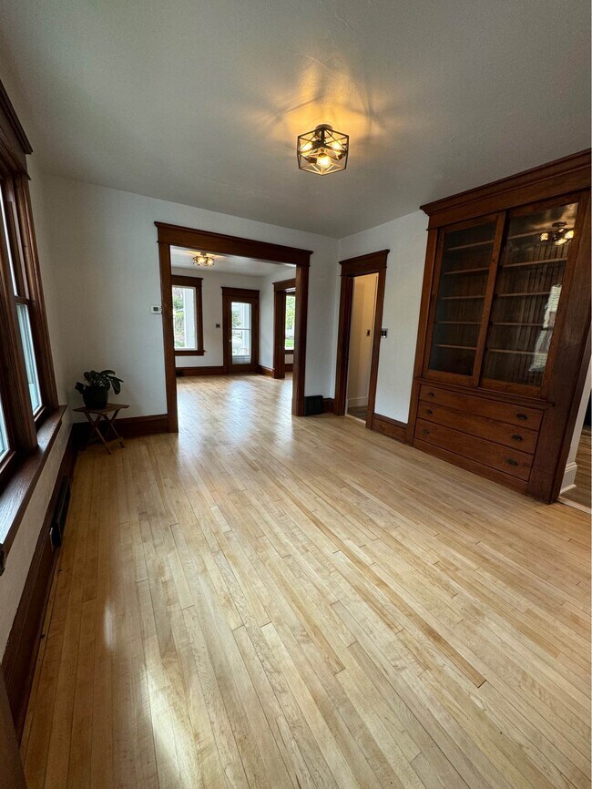 Comedor - 116 York St