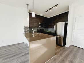Building Photo - 2590 Anderson Way SW