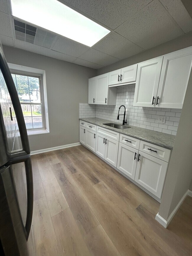 Foto del edificio - 116 N Bellevue Ave