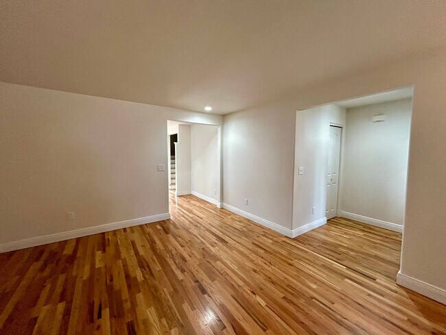 Foto del edificio - 2166 Wildflower Way