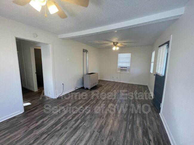 Foto del edificio - 2632 W Monroe St