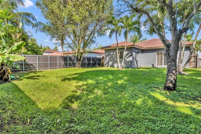 Foto del edificio - 865 SW 6th St