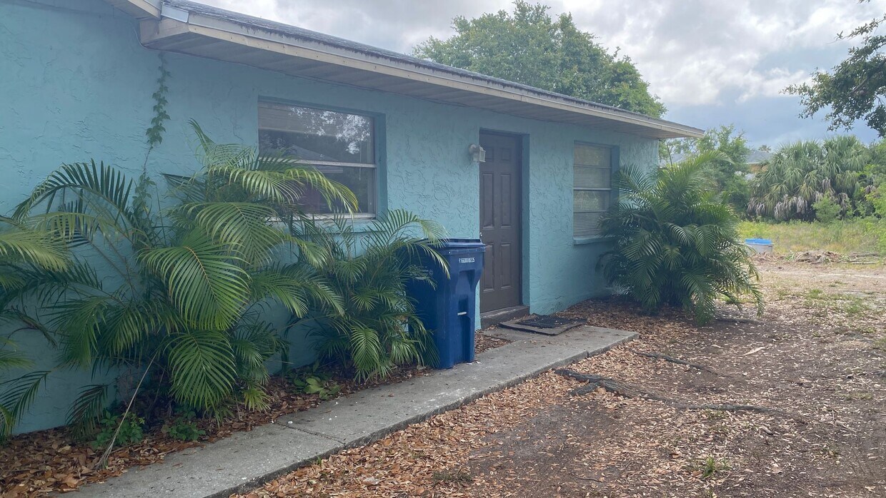 Foto principal - Nicelly Remodeled 3/2 Villa in West Bradenton
