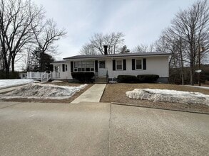 Building Photo - 286 Ceda Rd