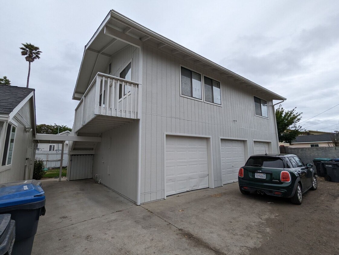 Foto del edificio - 205-215 E Maple Ave