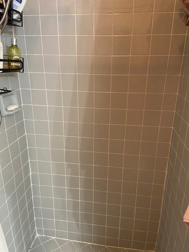 Foto del edificio - 9641 Riverside Dr