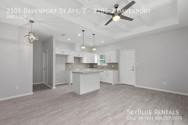 Foto del edificio - 2105 Davenport St