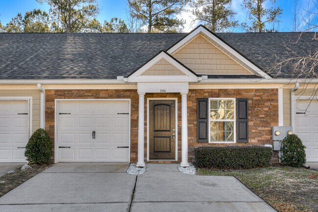 Foto del edificio - Stonewyck Luxury Townhomes