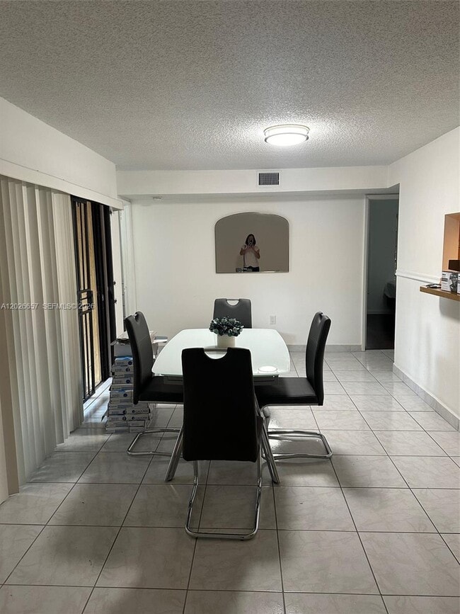 Foto del edificio - 9255 SW 125th Ave