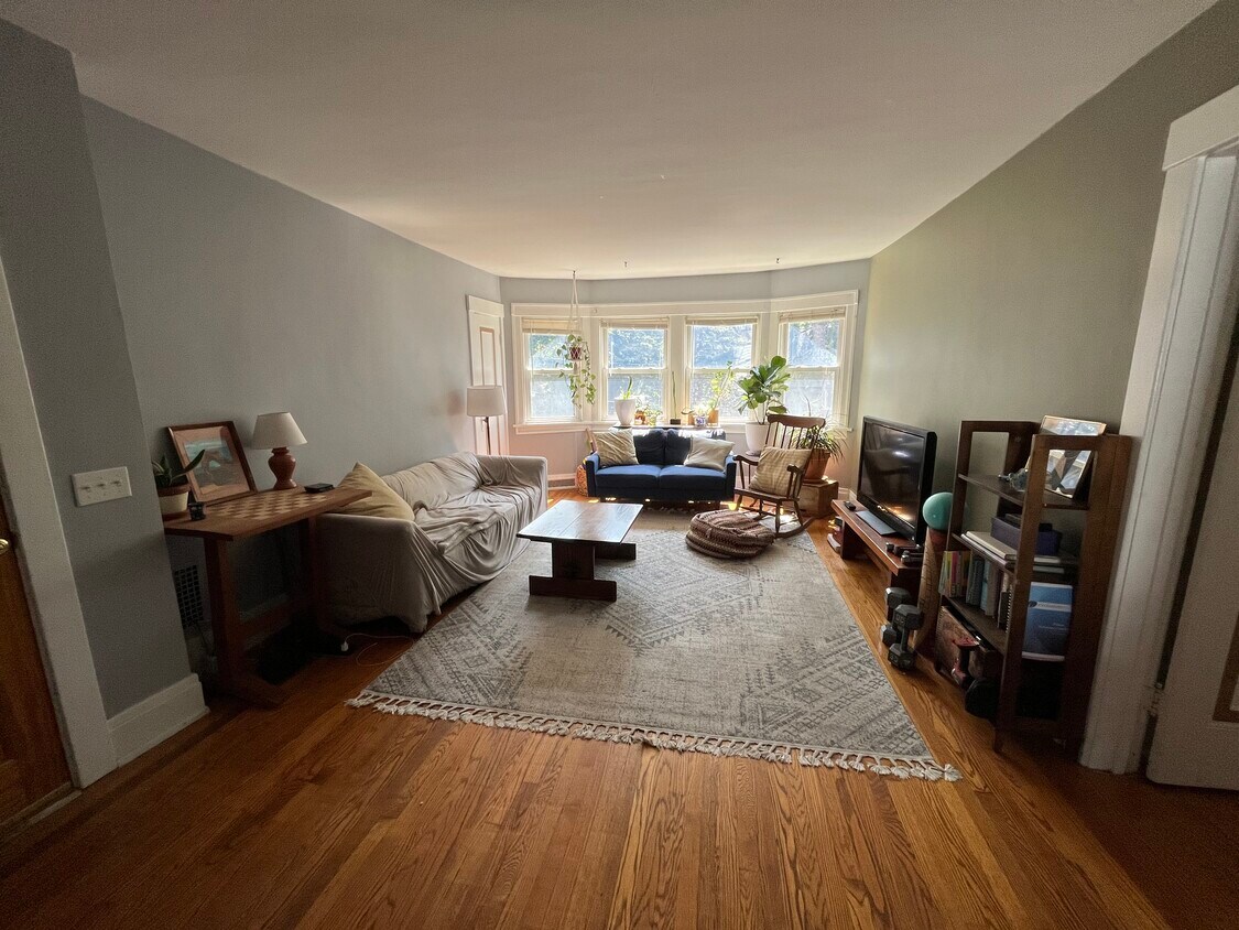 88 Luzerne St Unit 3, Rochester, NY 14620 Apartments in Rochester, NY