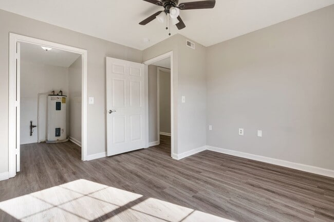 Building Photo - Gateway Homes