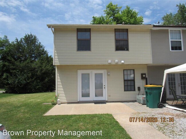 Building Photo - 3 br, 2 bath House - 414 N. County Road