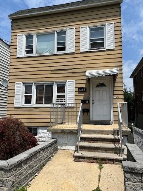 Foto principal - 1208 91st St