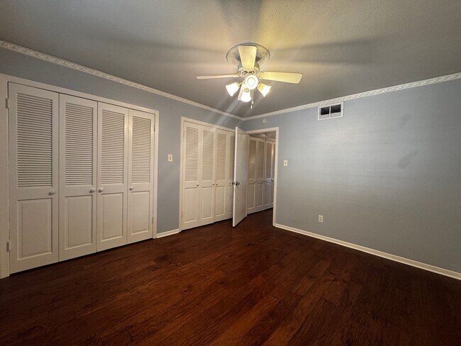 Foto del edificio - Cozy 2 bedroom 2 bath corner unit