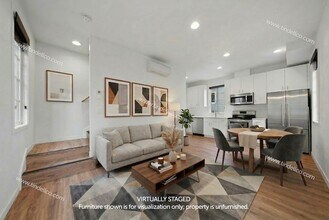 Building Photo - 1114-1118 SE Lincoln St