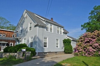 Building Photo - 13 S Kilby St