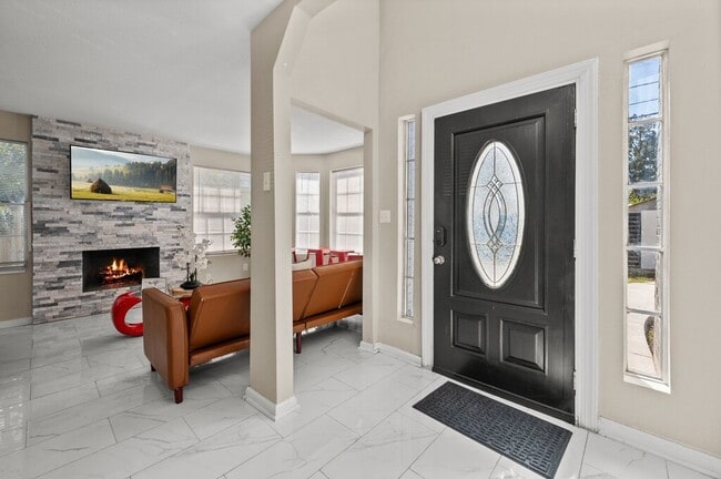 Foto del edificio - 2504 Ferguson Way