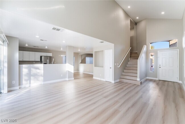 Building Photo - 2723 Mossy Oaks Ln