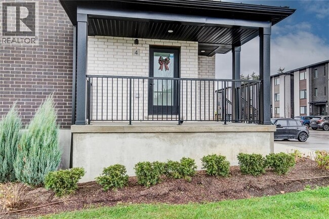 Photo du bâtiment - 4 Lily Ln