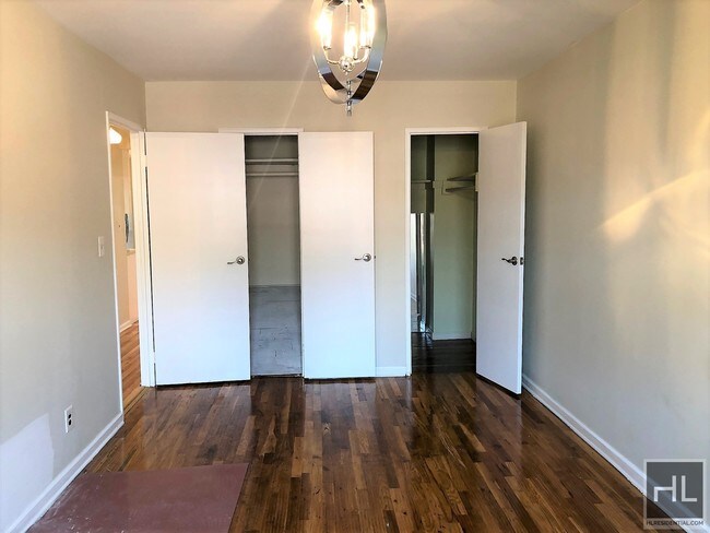 Foto del edificio - 1065 E 84th St