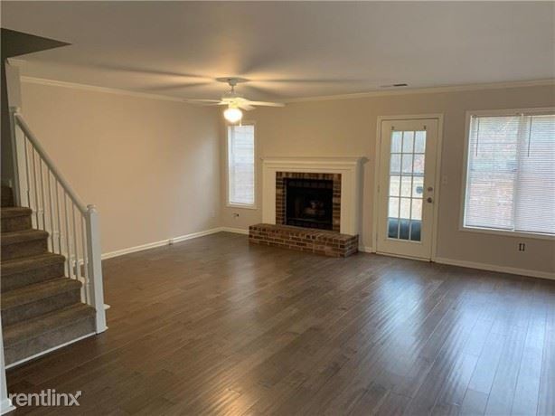 Building Photo - 5156 Laurel Bridge Ct SE