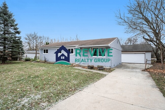 Photo - 27275 Barbara Ct House