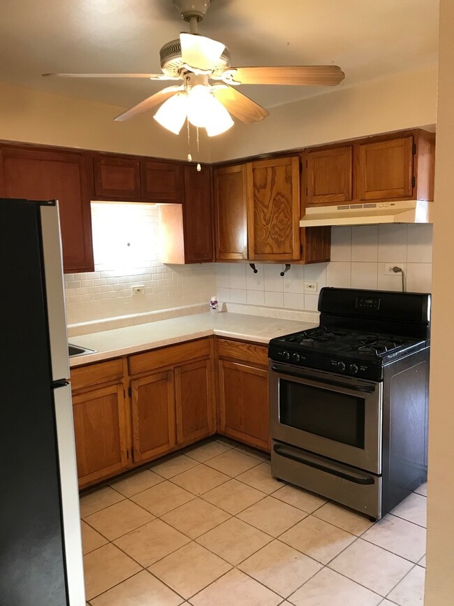 Building Photo - 22 N King Arthur Ct